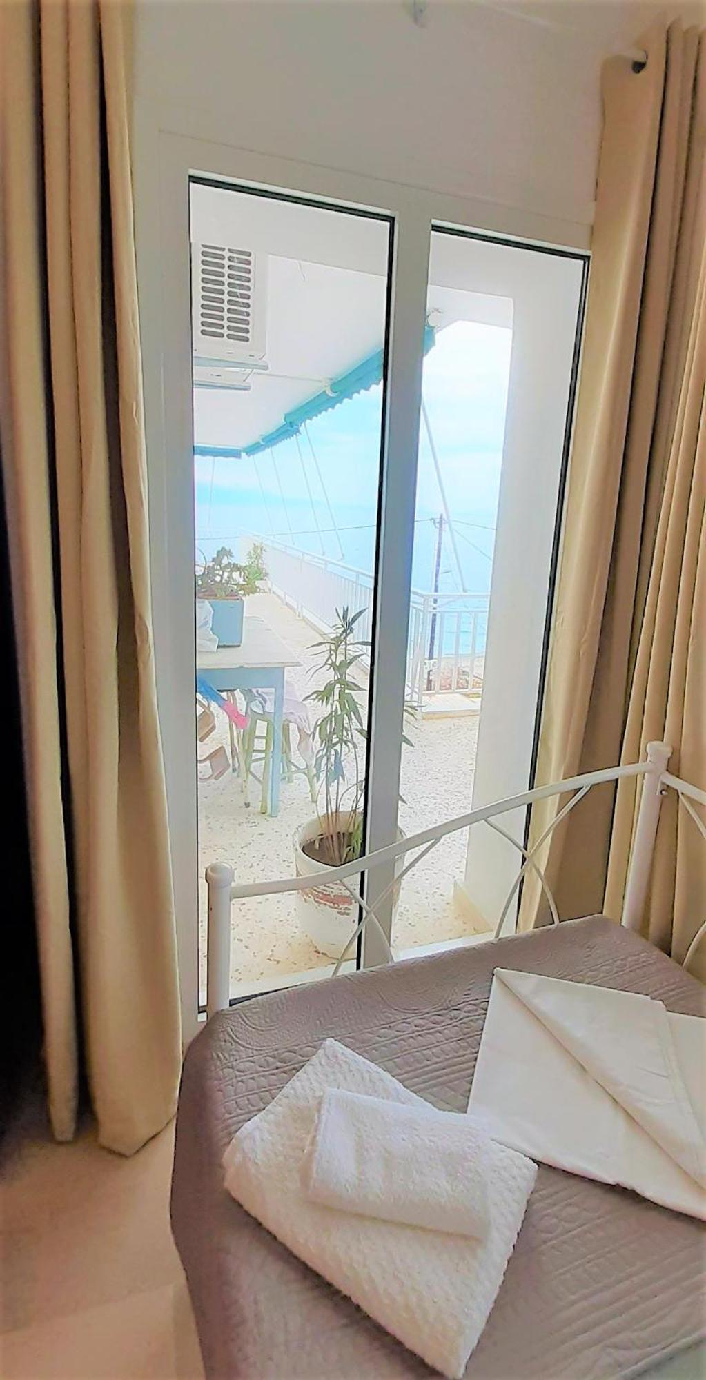 Ferienwohnung Mondo Cosseri Akráta Exterior foto